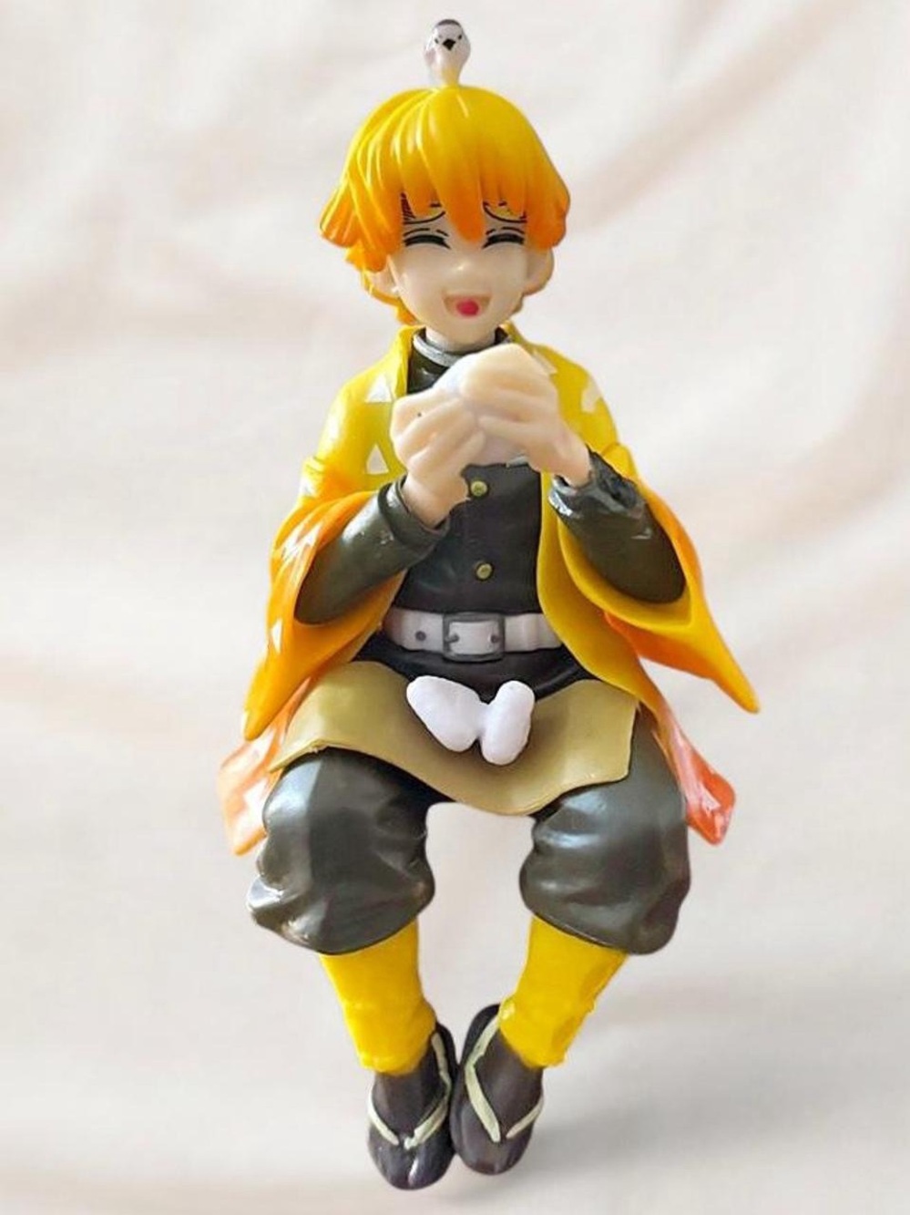 Sega Premium Perching Anime Demon Slayer Figurine Zenitsu Agatsuma Collectible